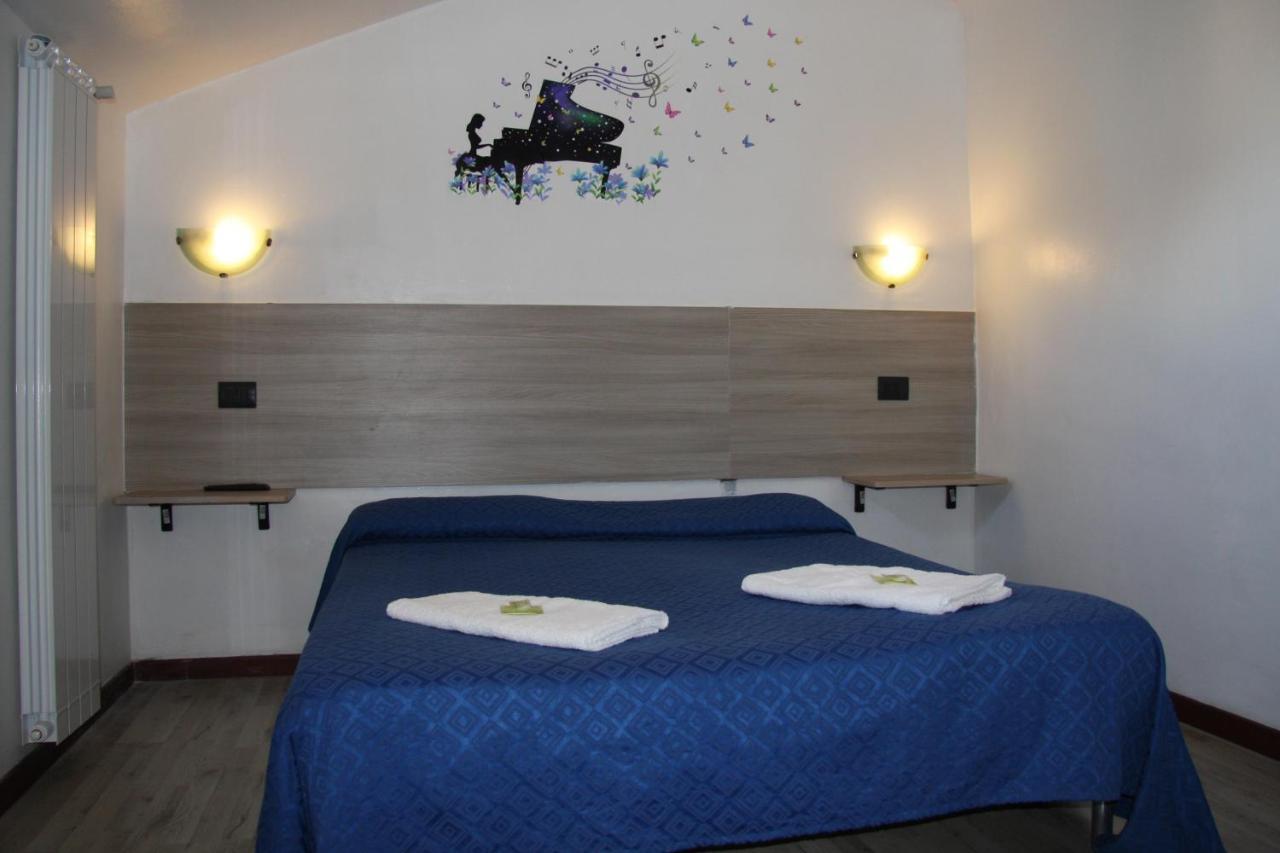 Hotel Adelchi Milan Luaran gambar