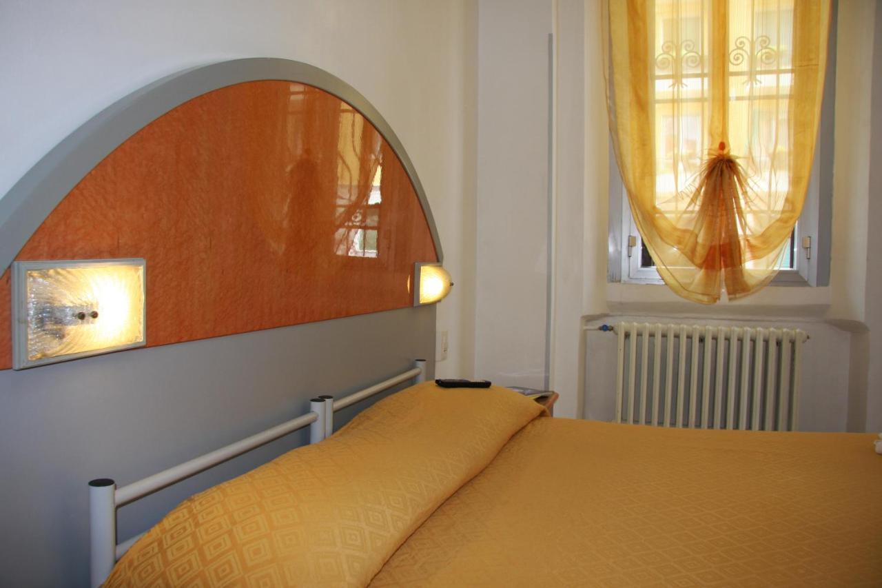 Hotel Adelchi Milan Luaran gambar